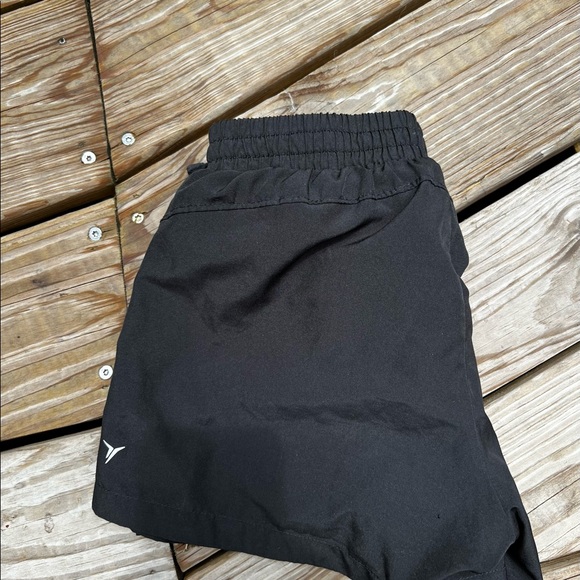OLD NAVY ACTIVE BLACK SHORTS SIZE L (10-12) - Picture 2 of 5